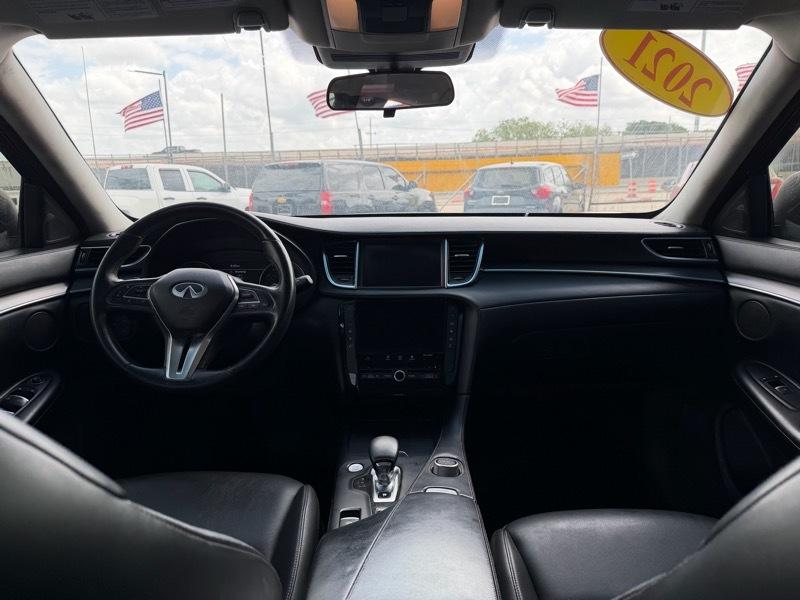 Infiniti QX50 PURE 2021