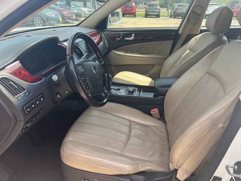Hyundai Equus Signature 2013