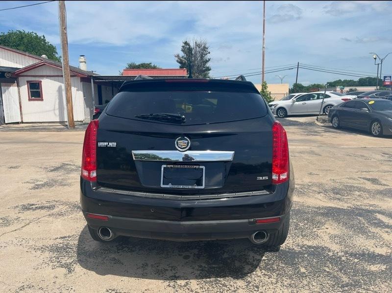 Cadillac SRX Luxury 2012