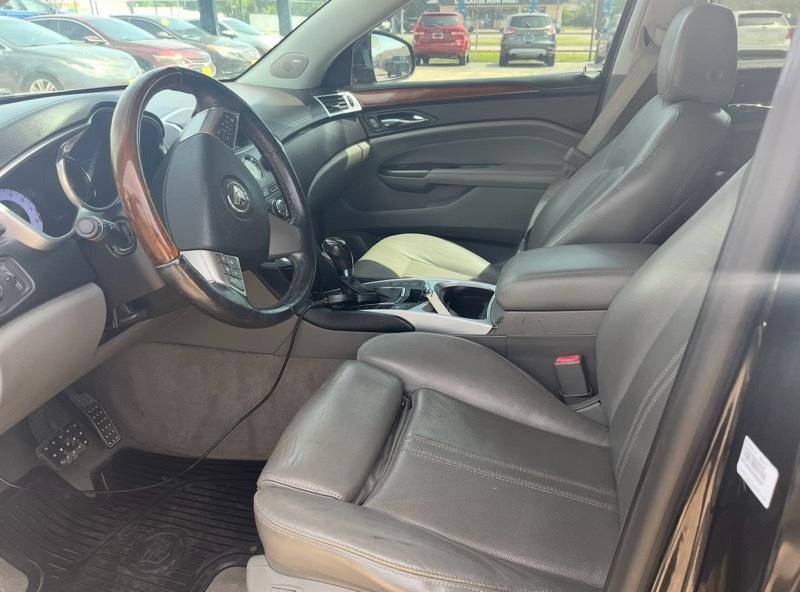 Cadillac SRX Luxury 2012
