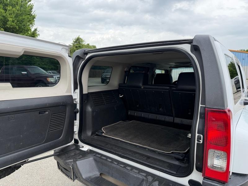 HUMMER H3 Base 2009