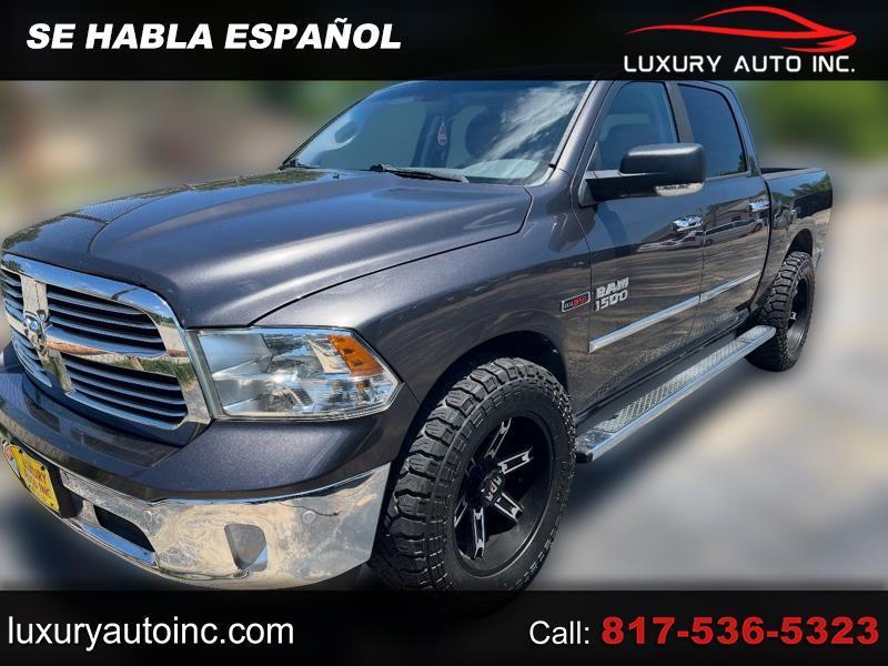 RAM 1500 SLT Crew Cab SWB 4WD 2015