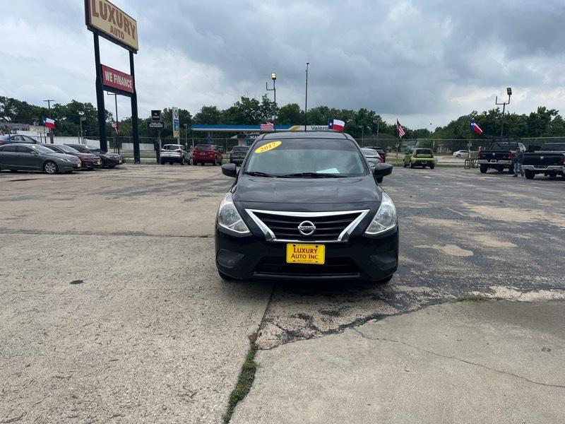 Nissan Versa 1.6 S 5M 2017