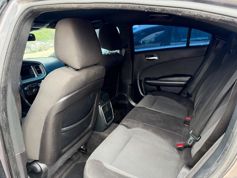 Dodge Charger SE 2015