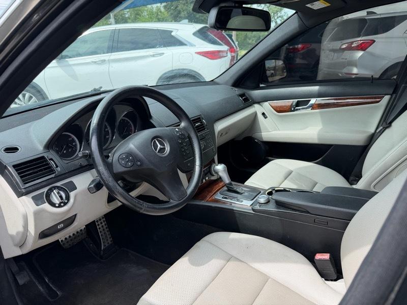 Mercedes-Benz C-Class C300 Luxury Sedan 2009