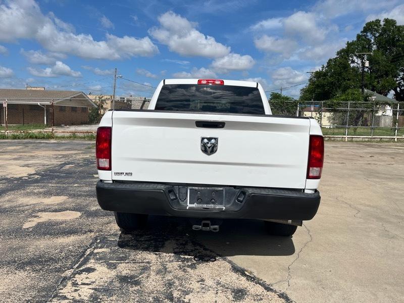 RAM 1500 Tradesman Crew Cab SWB 2WD 2017
