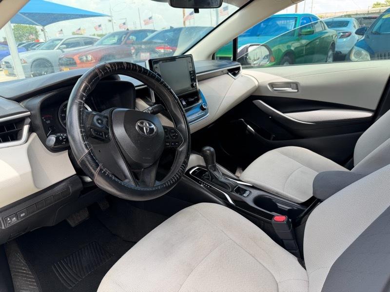 Toyota Corolla LE 2021