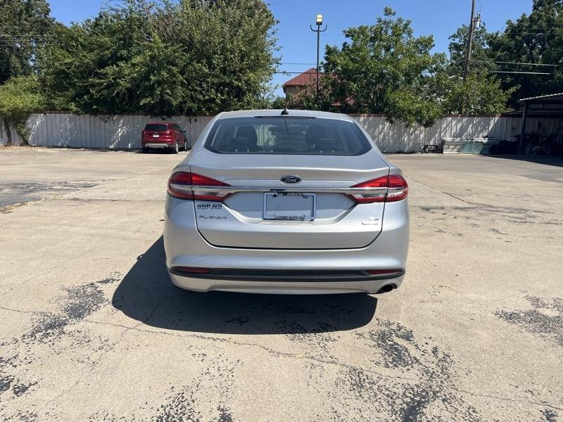 Ford Fusion SE 2016