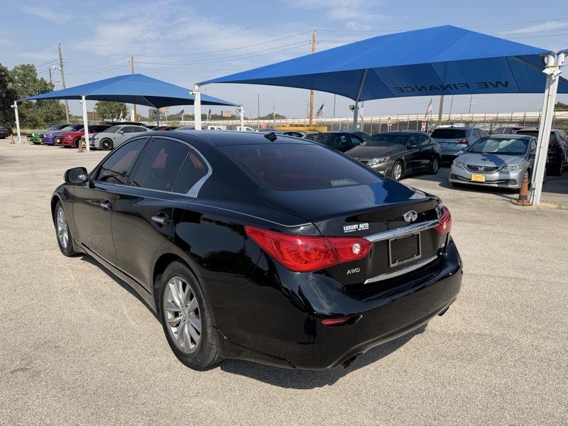 Infiniti Q50 Base AWD 2015