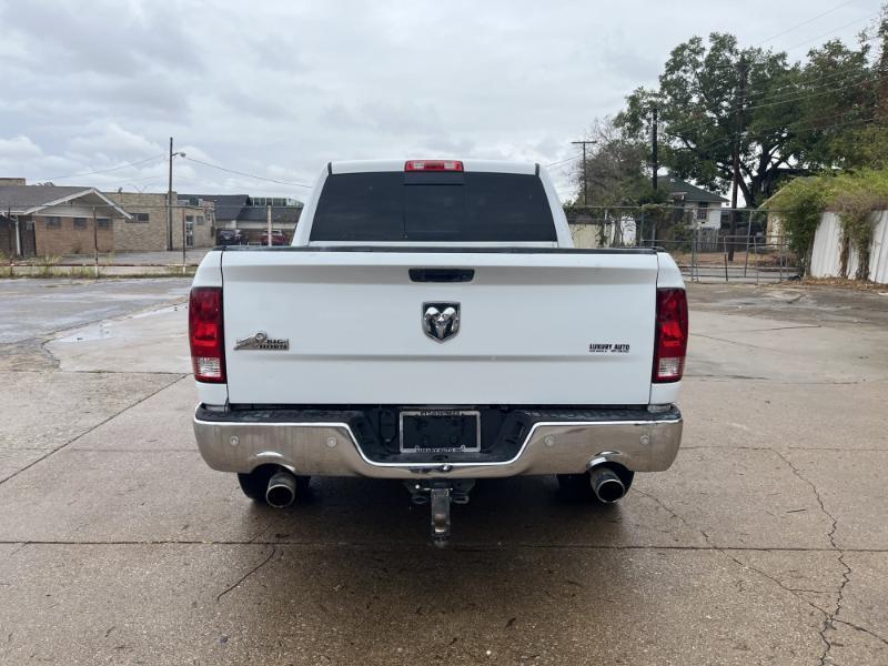 RAM 1500 SLT Crew Cab SWB 2WD 2016