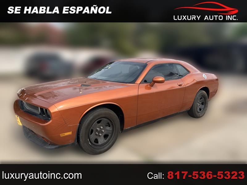Dodge Challenger SE 2011