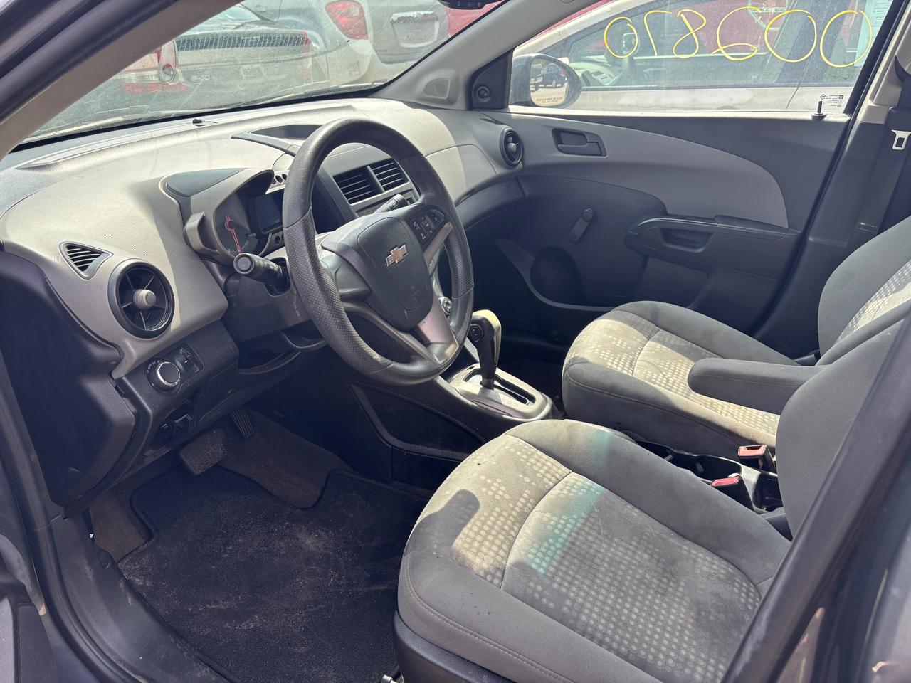 Chevrolet Sonic LS Auto Sedan 2013
