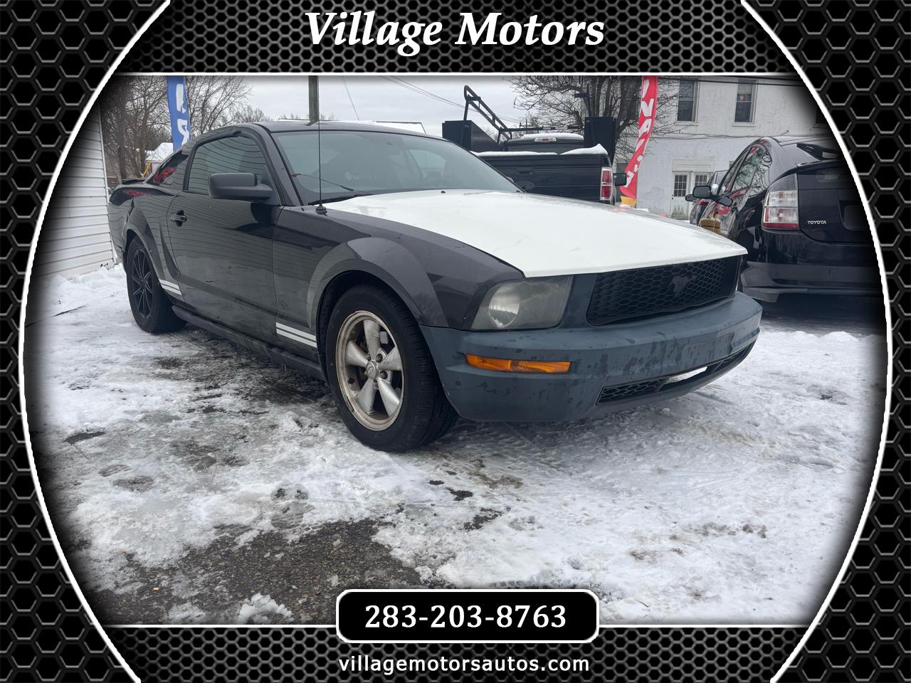 Ford Mustang V6 Deluxe Coupe 2007