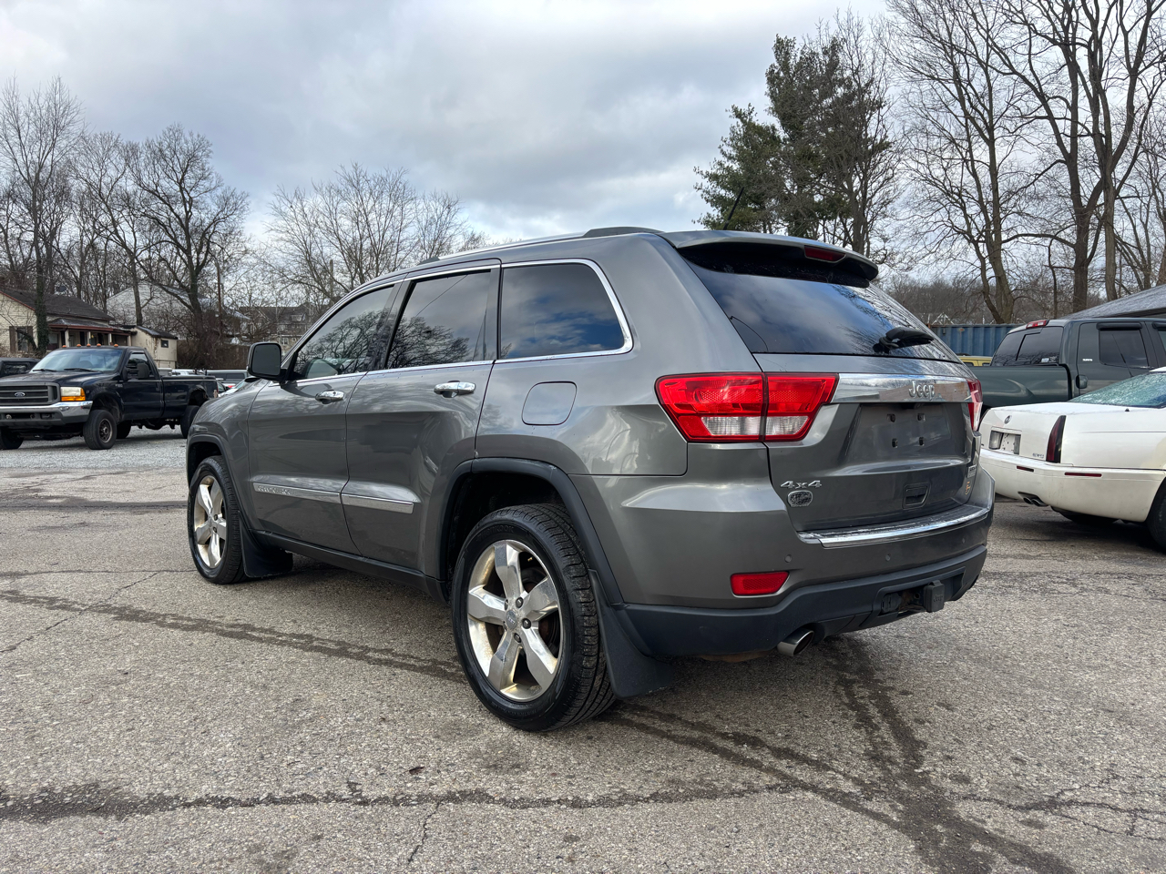 Jeep Grand Cherokee Overland 4WD 2011