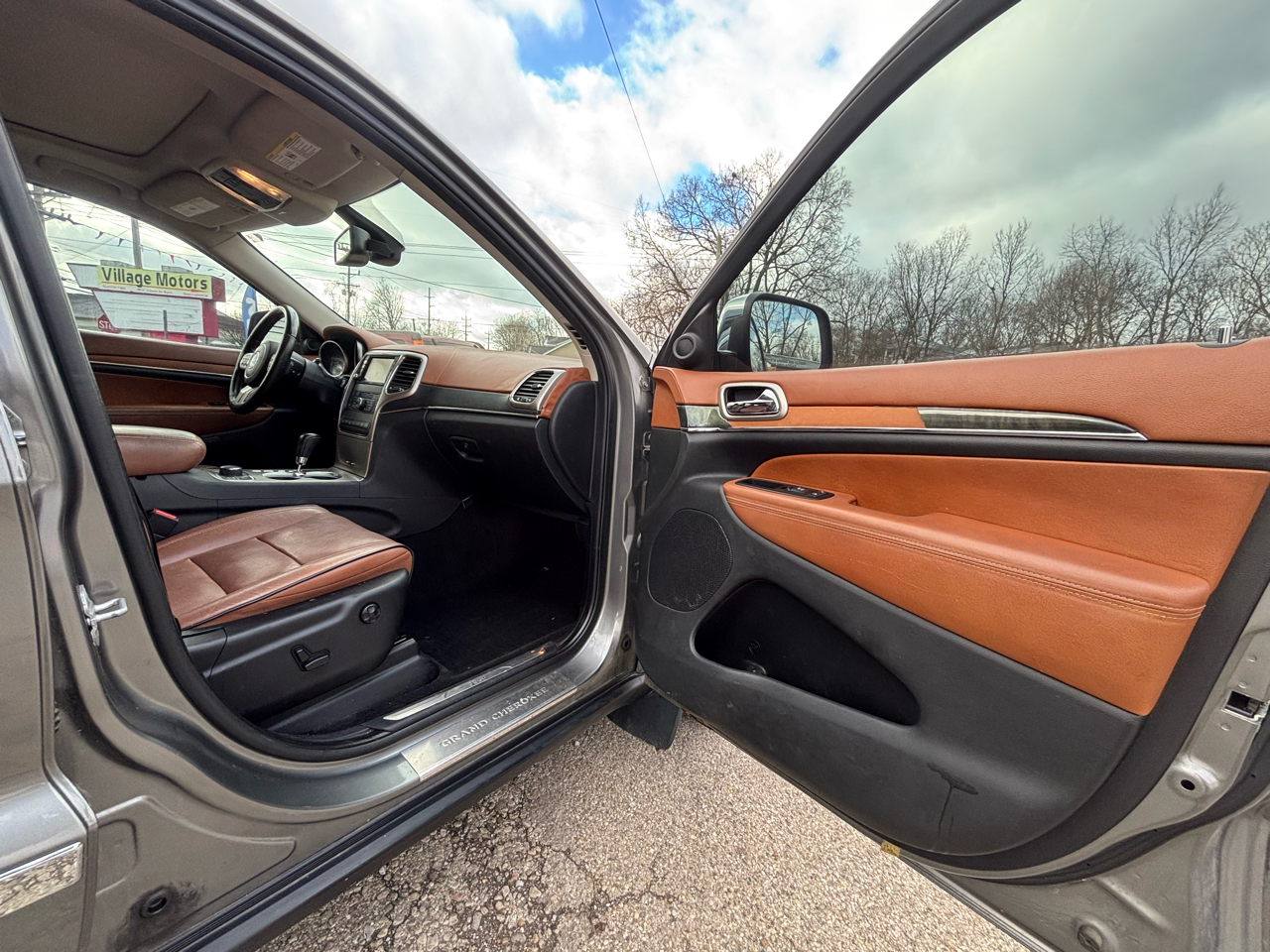 Jeep Grand Cherokee Overland 4WD 2011