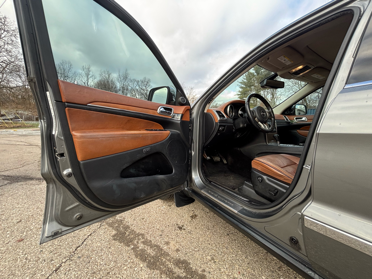 Jeep Grand Cherokee Overland 4WD 2011