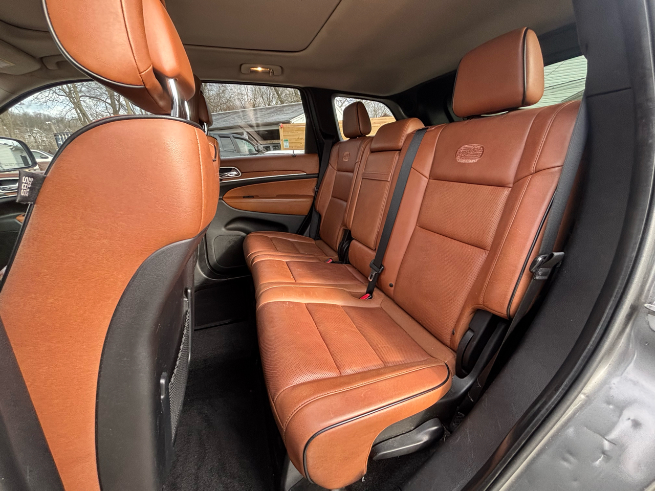 Jeep Grand Cherokee Overland 4WD 2011