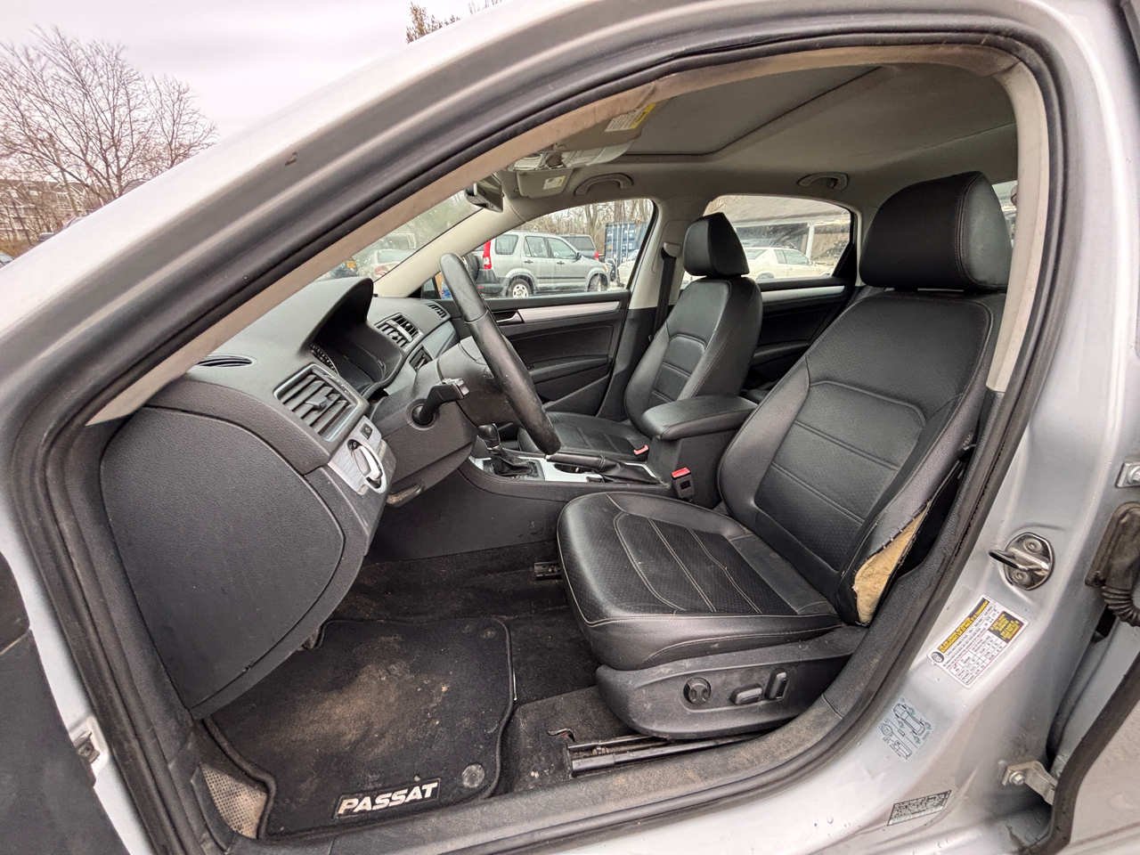 Volkswagen Passat 2.5L SE AT 2013