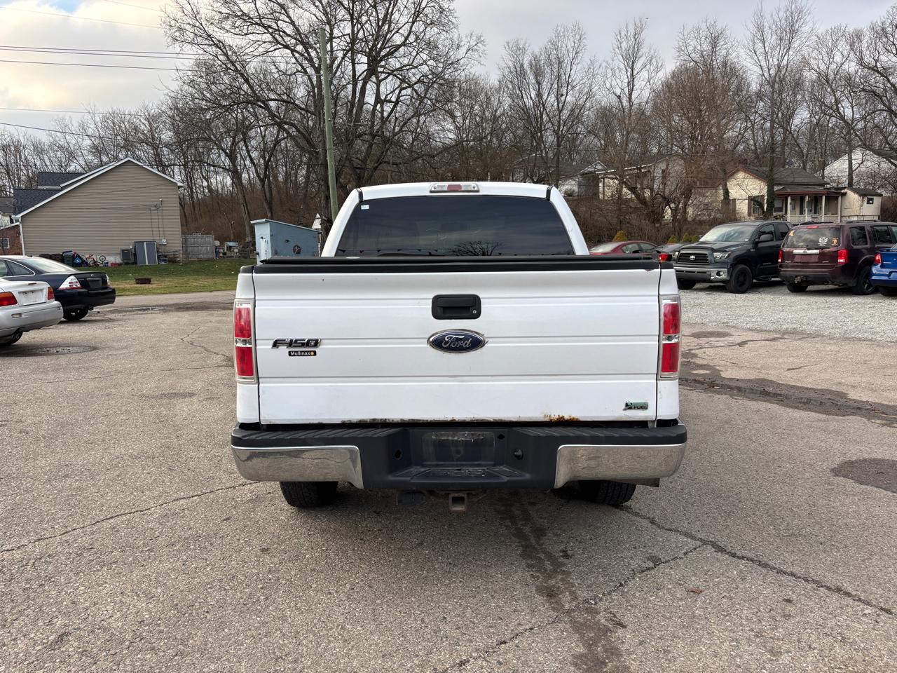 Ford F-150 XL SuperCrew 5.5-ft. Bed 2WD 2010