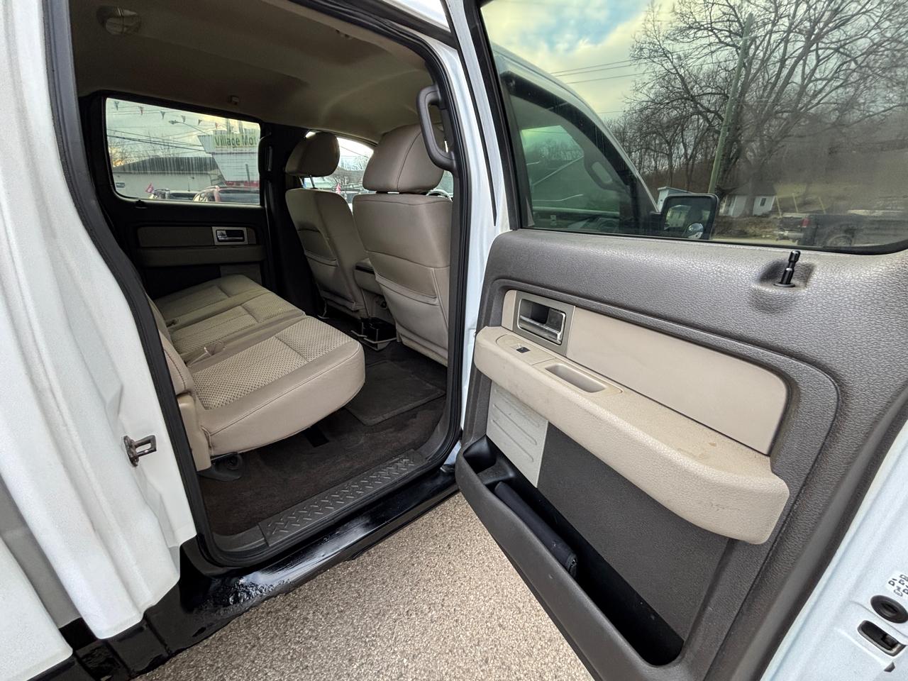 Ford F-150 XL SuperCrew 5.5-ft. Bed 2WD 2010