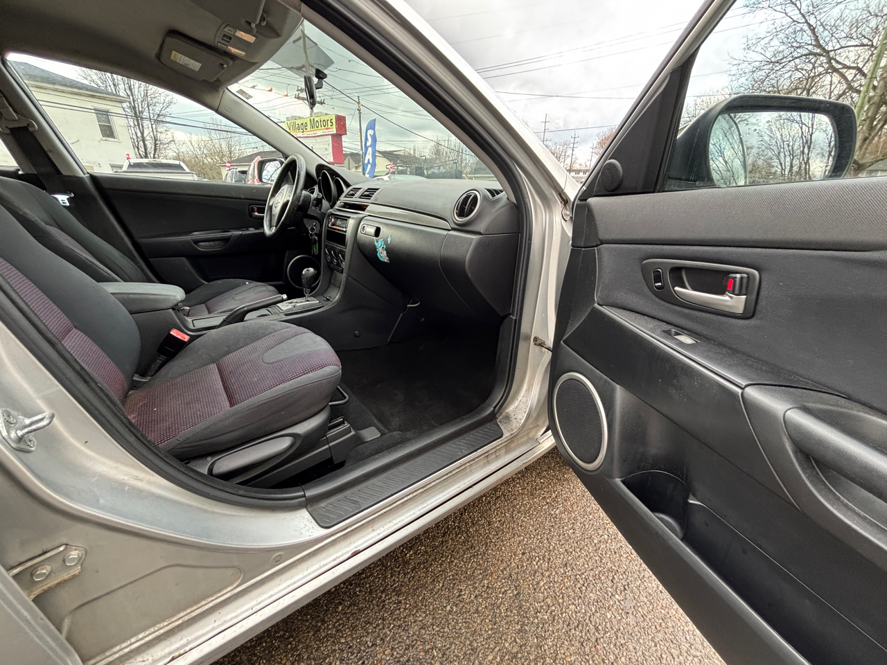 Mazda MAZDA3 s 5-Door 2004