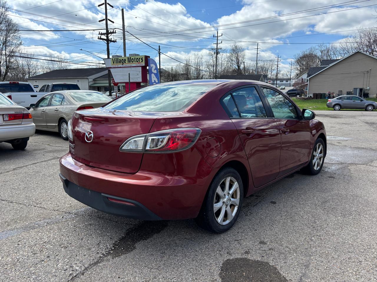 Mazda MAZDA3 i Touring 4-door 2011