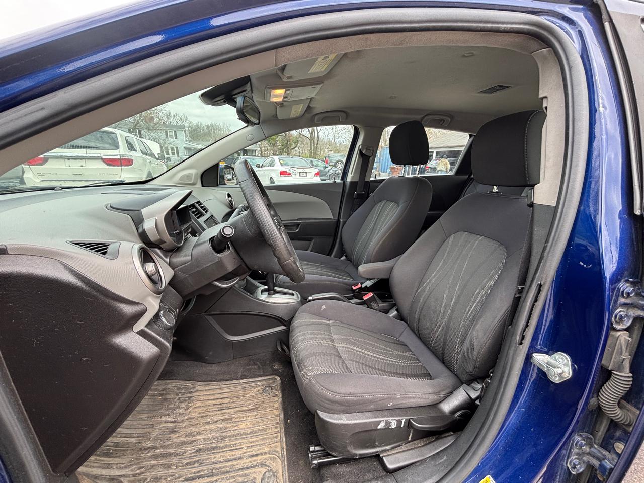 Chevrolet Sonic LT Auto 5-Door 2013