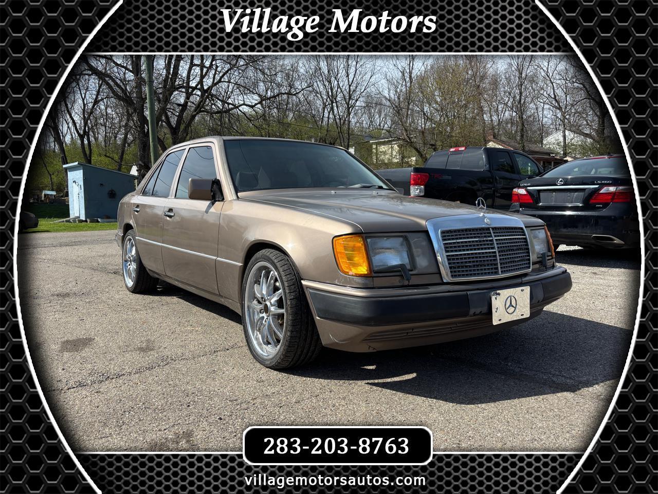 1991 Mercedes-Benz 300 E sedan