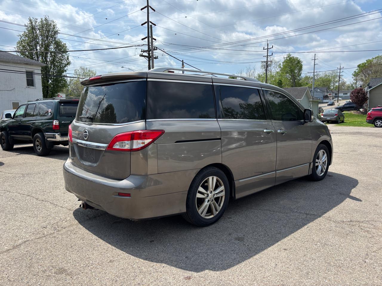 Nissan Quest S 2015