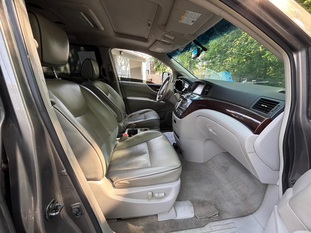 Nissan Quest S 2015