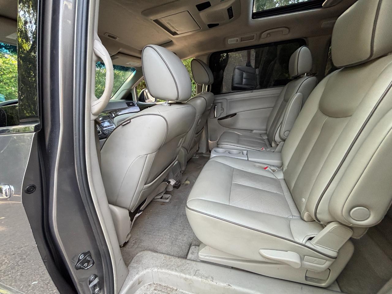 Nissan Quest S 2015