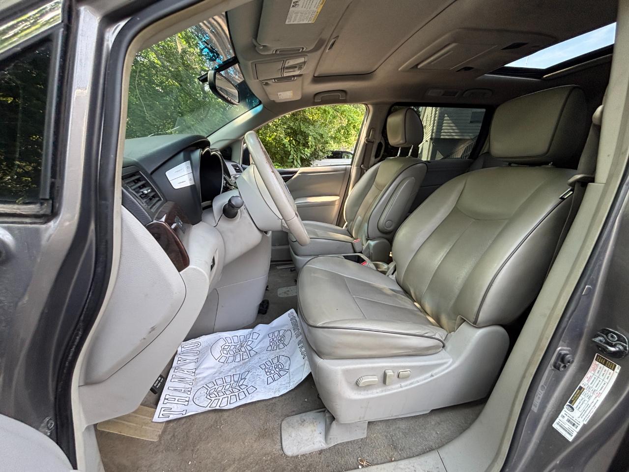 Nissan Quest S 2015