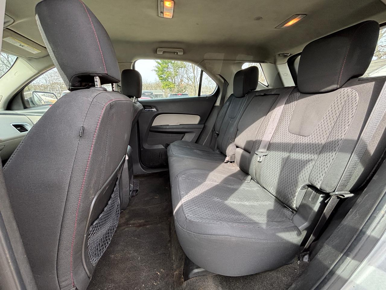 Chevrolet Equinox LS 2WD 2011