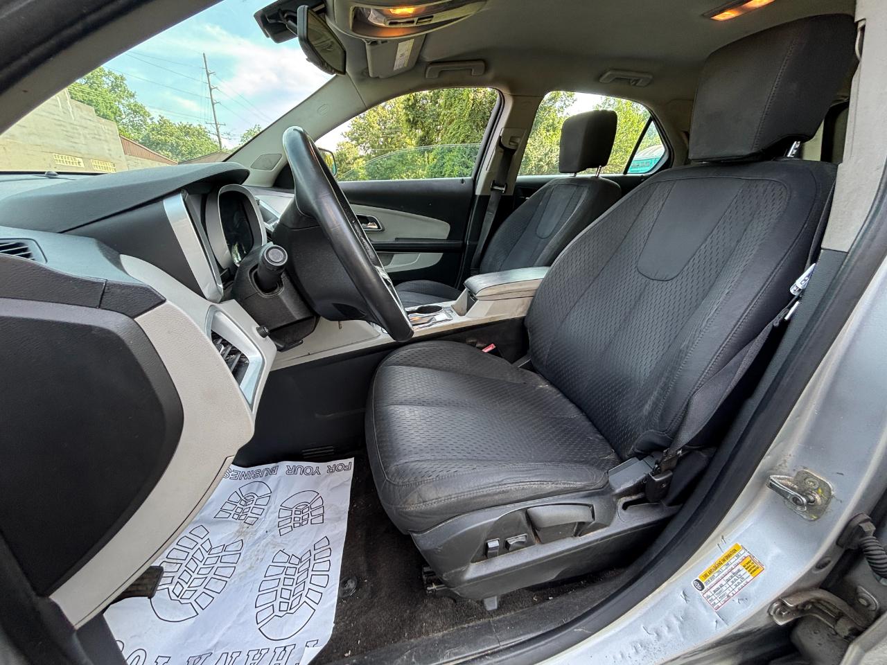 Chevrolet Equinox LS 2WD 2011