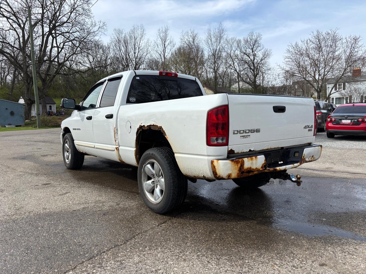 Dodge Ram 1500 ST Quad Cab 4WD 2004