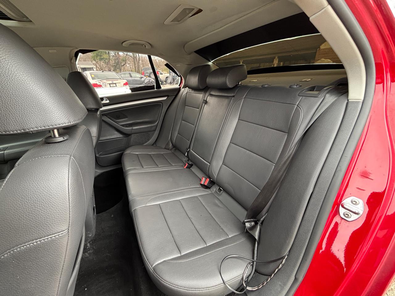 Volkswagen Jetta SE 2009