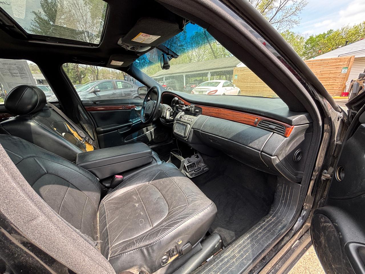 Cadillac DeVille Sedan 2004