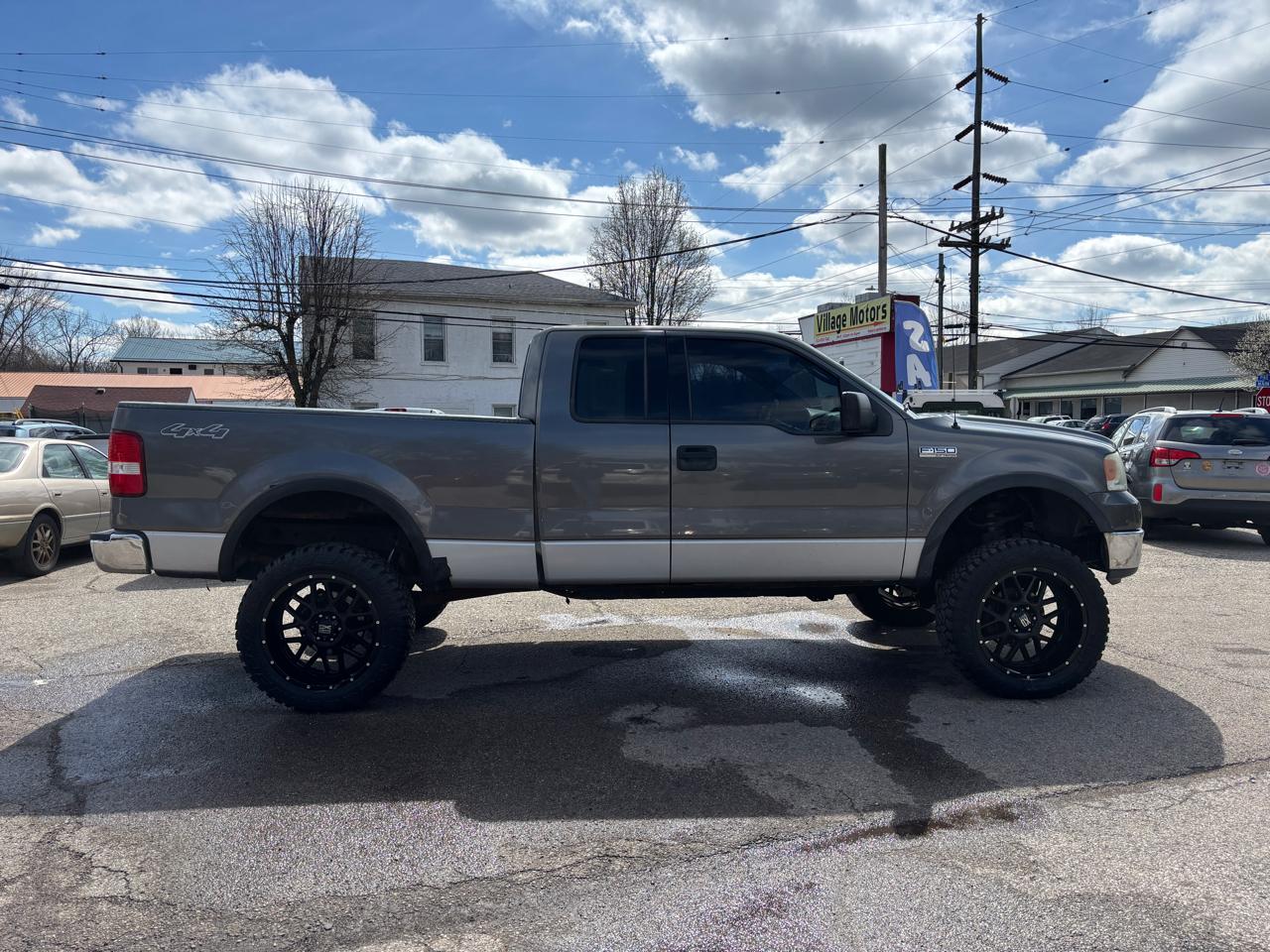 Ford F-150 Lariat SuperCab 4WD 2004