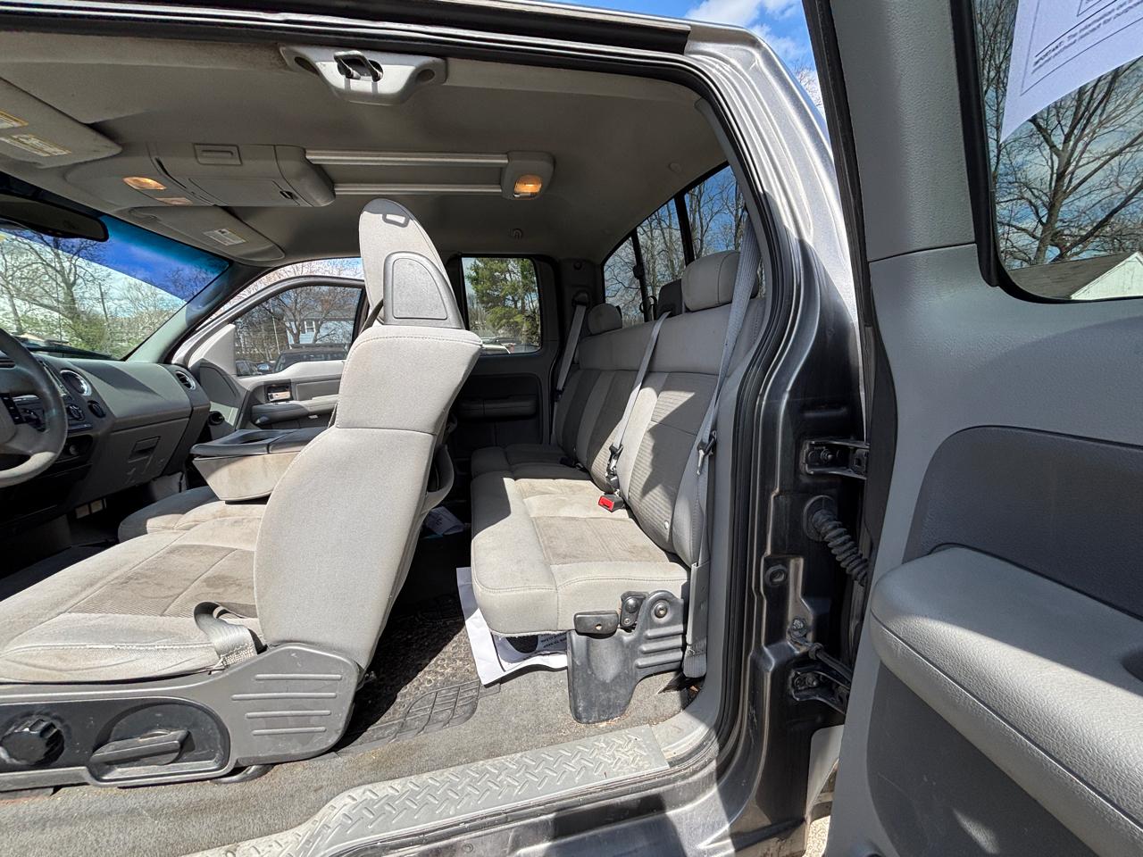 Ford F-150 Lariat SuperCab 4WD 2004