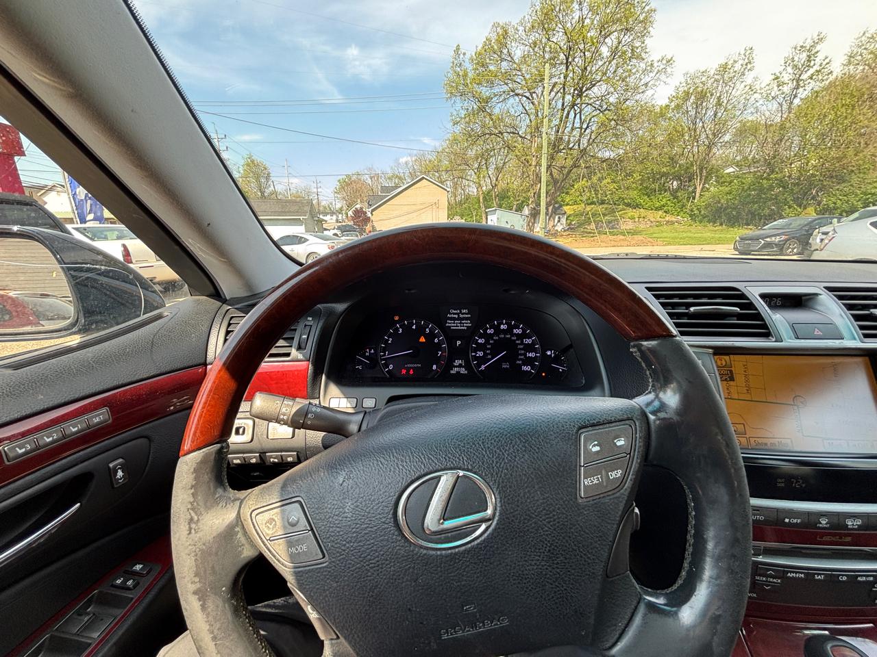 Lexus LS 460 Luxury Sedan AWD 2010