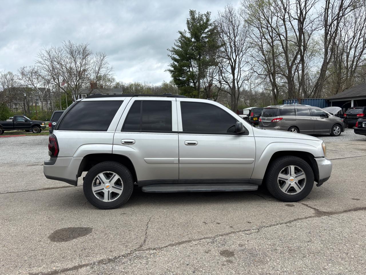 Chevrolet TrailBlazer LS 4WD 2005