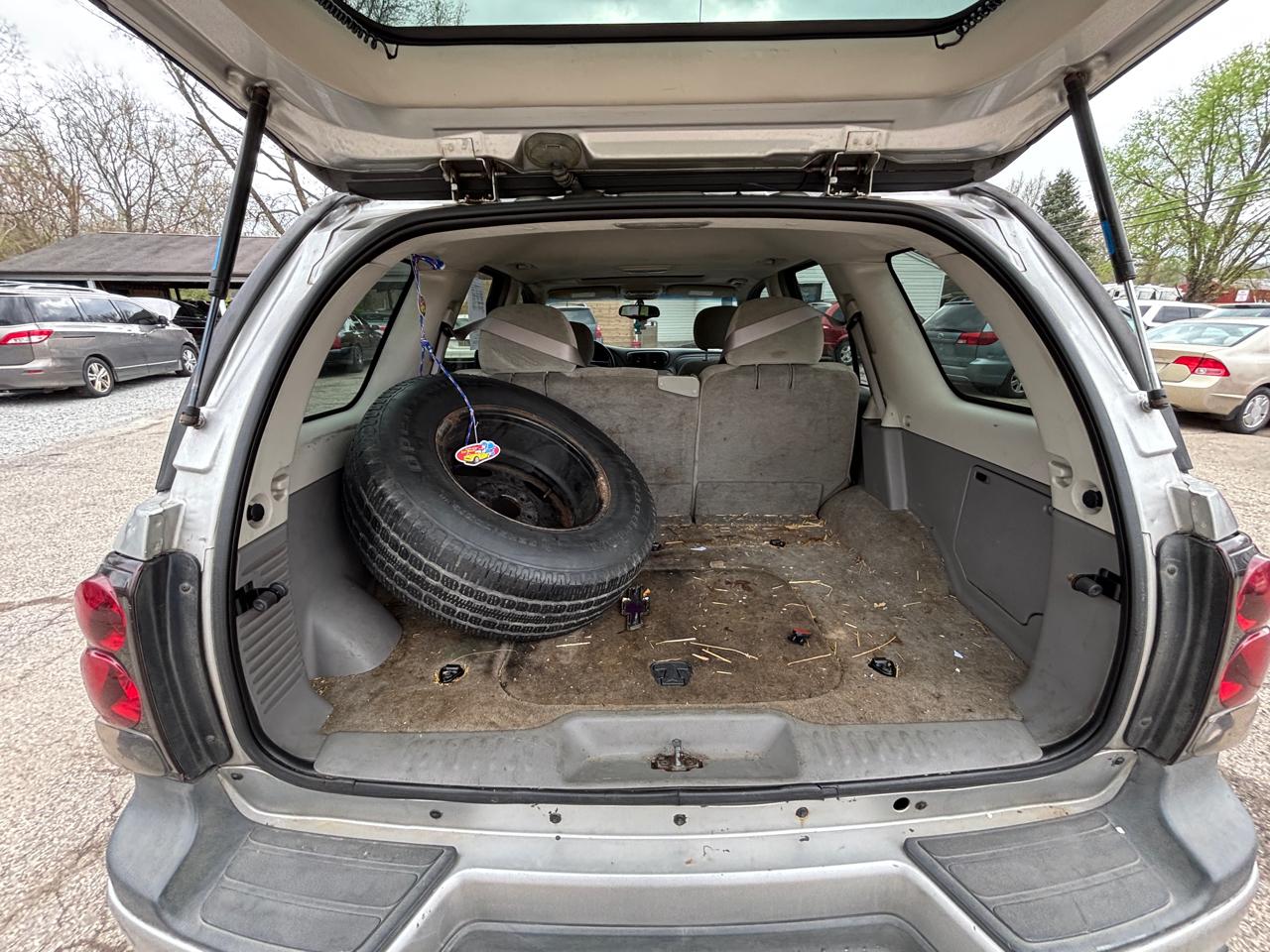 Chevrolet TrailBlazer LS 4WD 2005