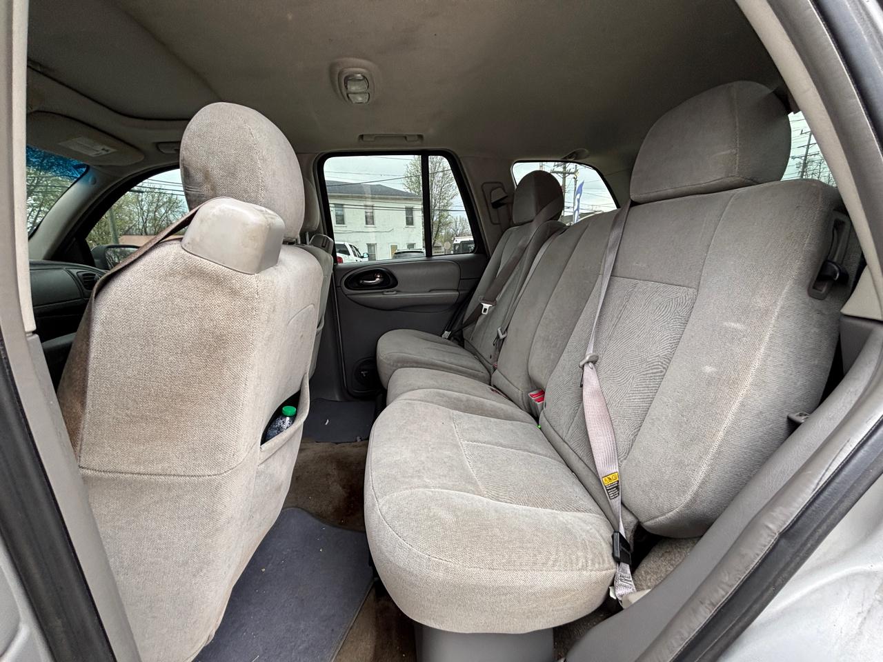 Chevrolet TrailBlazer LS 4WD 2005