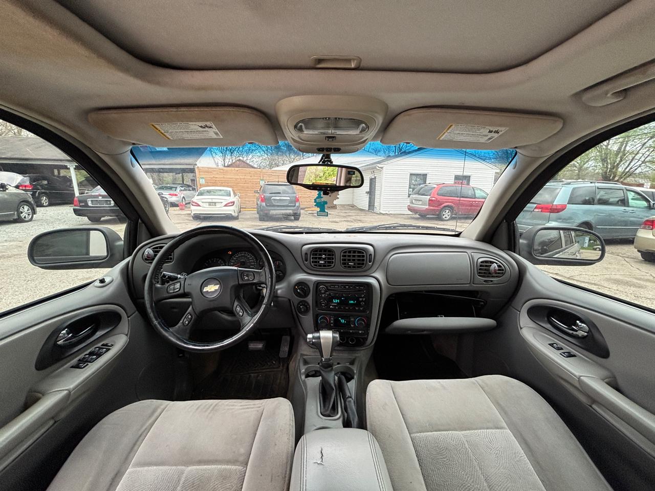 Chevrolet TrailBlazer LS 4WD 2005