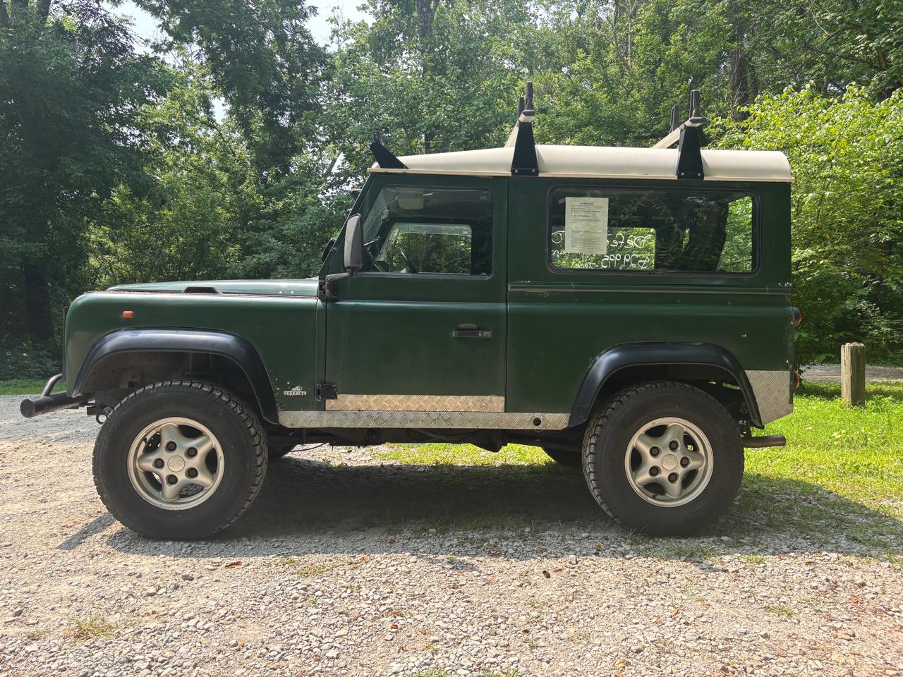 Land Rover Defender 90  1995