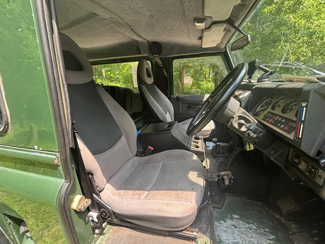 Land Rover Defender 90  1995