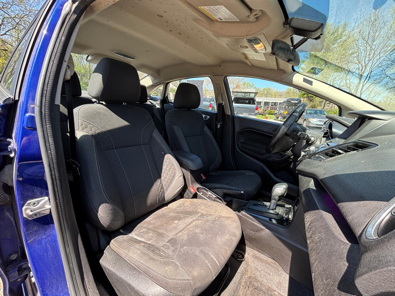 Ford Fiesta SE Sedan 2015