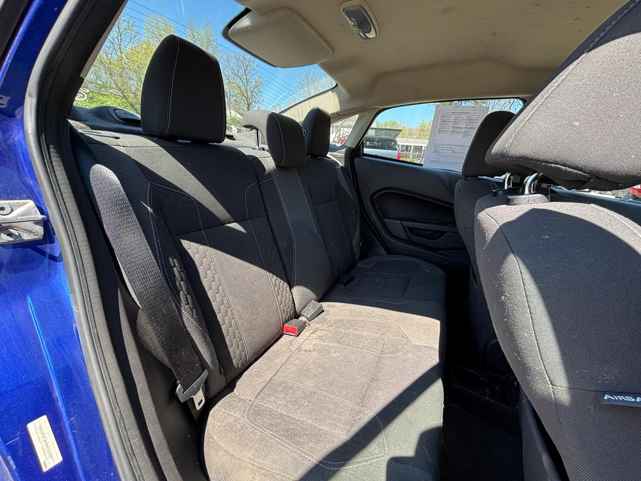 Ford Fiesta SE Sedan 2015