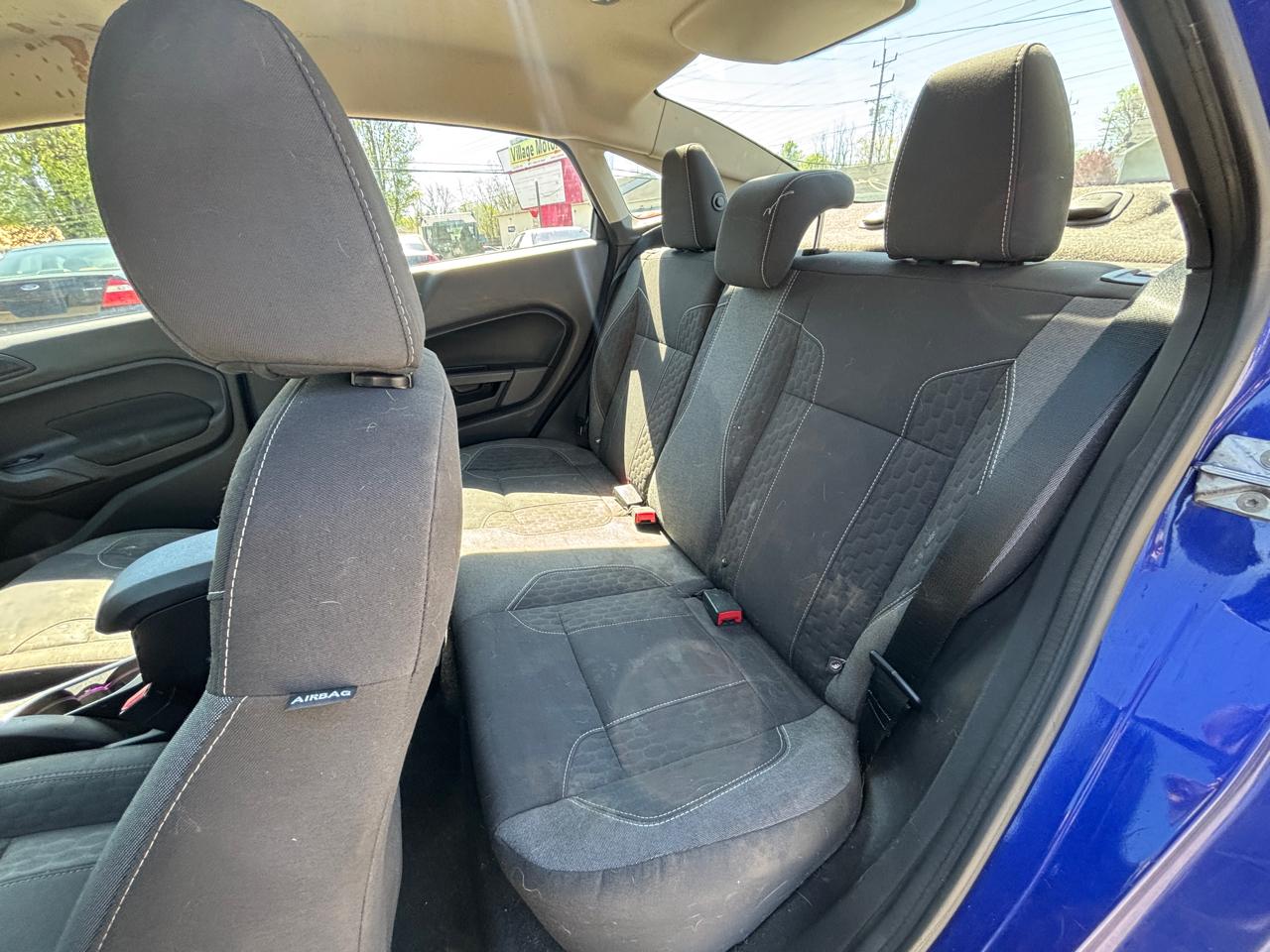 Ford Fiesta SE Sedan 2015