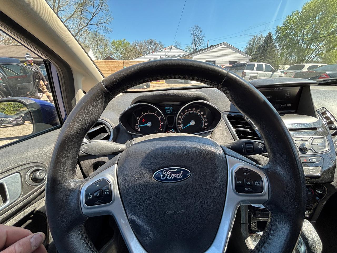 Ford Fiesta SE Sedan 2015